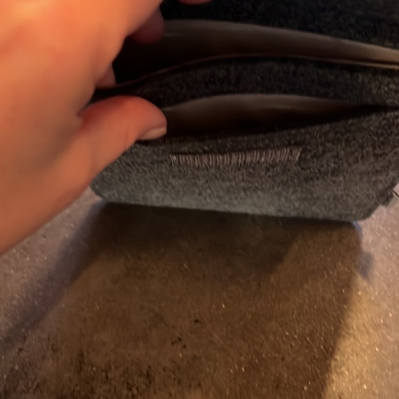 Moko Tablet e-reader Sleeve- Gray felt fabric 6.5 “x 7” interior pocket NEW! - Picture 5 of 5